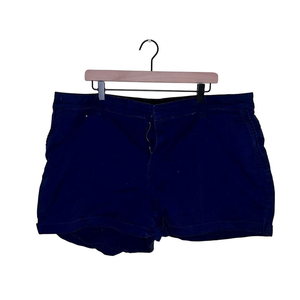 LANE BRYANT navy chino shorts 22